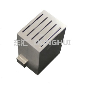 07汽車檢測(cè)零部件